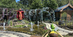 Avalon NC Garden Tour 2  (Bron looopings)