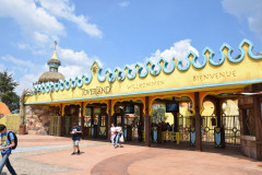 Port Laguna Ticketcontrole (bron Toverland)